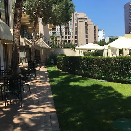 Apartment Elite Apartment 70 M2 Royal Beach